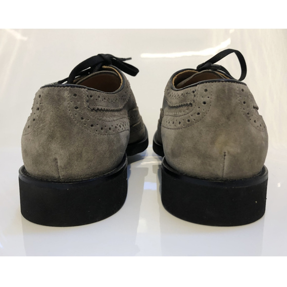 Hand-Made Doucal\'s \'Point\' Suede Brogue Oxfords